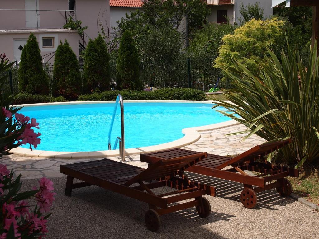 Villas Rab Banjol Rom bilde